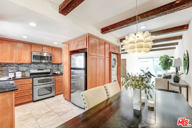 Photo of 4591 Inglewood Bl