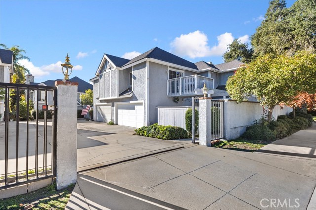 Property photo of 121 N Mountain AV