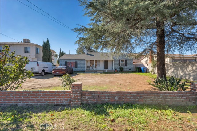 Property photo of 8541 Ventura Canyon AV