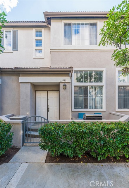 Property photo of 13535 Cobblestone Ln