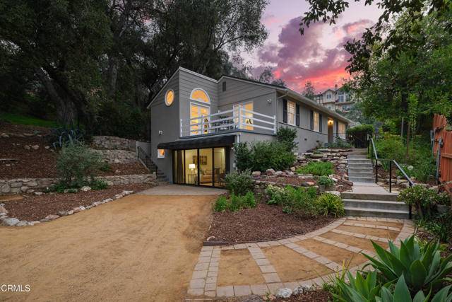 Property photo of 3232 Vickers DR