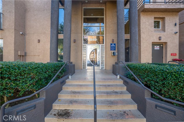 Property photo of 640 W 4th