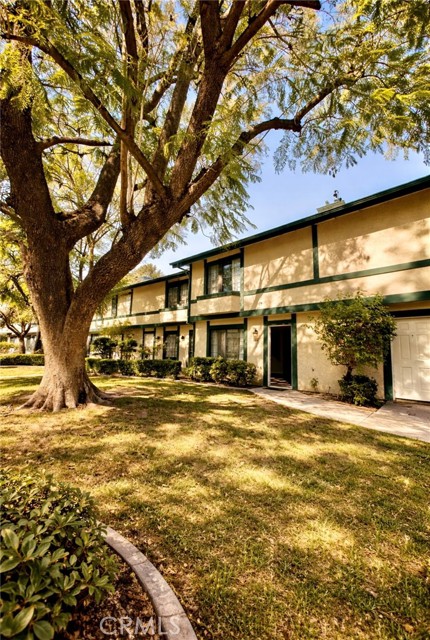 Photo of 15230 Roxford St