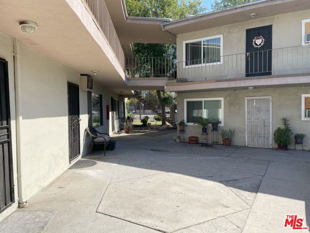 Property photo of 8649 Sunland BL