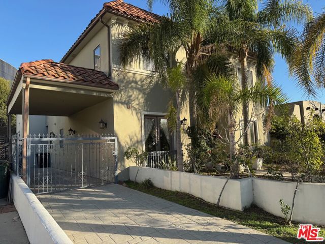 Property photo of 208 S Le Doux RD