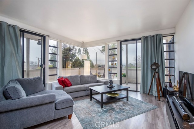 Property photo of 2525 E 19th ST