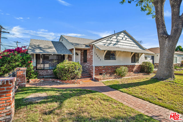 Property photo of 18063 Burbank BL