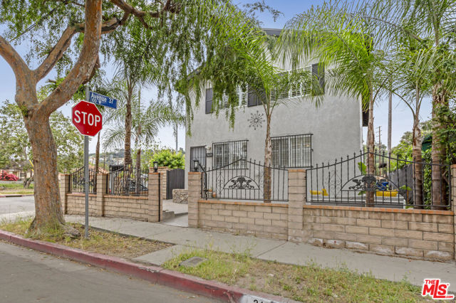 Property photo of 3628 Arroyo Seco AV