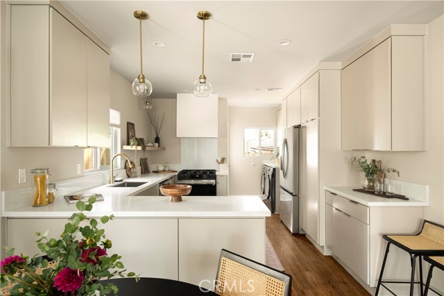 Property photo of 3420 Lifur AV