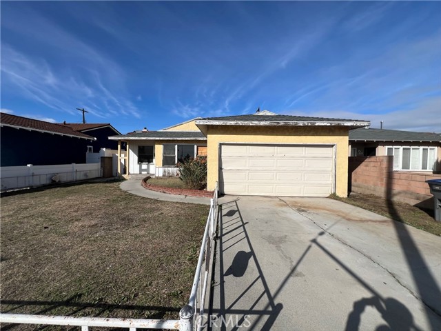 Property photo of 325 E 222nd ST