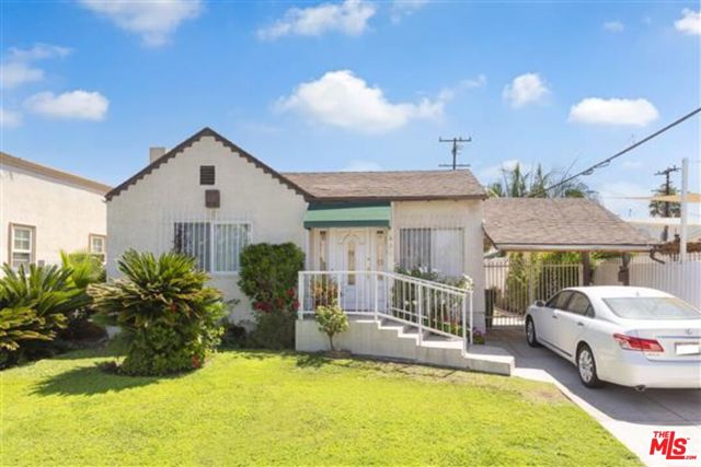 Property photo of 486 S Sherbourne DR