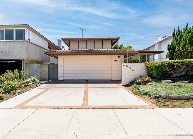 Property photo of 4906 Garnet ST