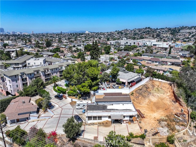 Property photo of 114 N Bonnie Beach PL