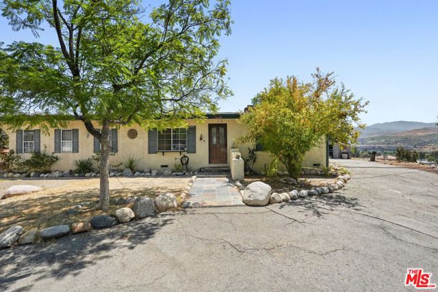 Property photo of 27420 Homyr PL