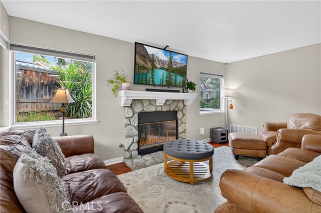 Property photo of 312 Barrington CR