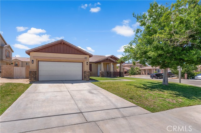 Property photo of 38181 Silver CT