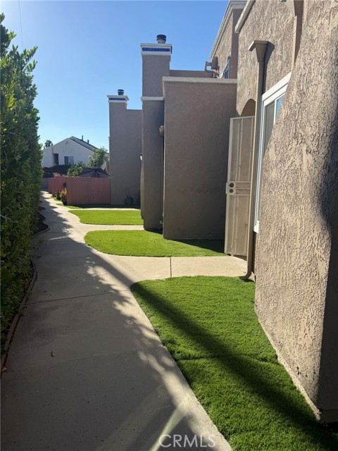Property photo of 11827 Loma DR