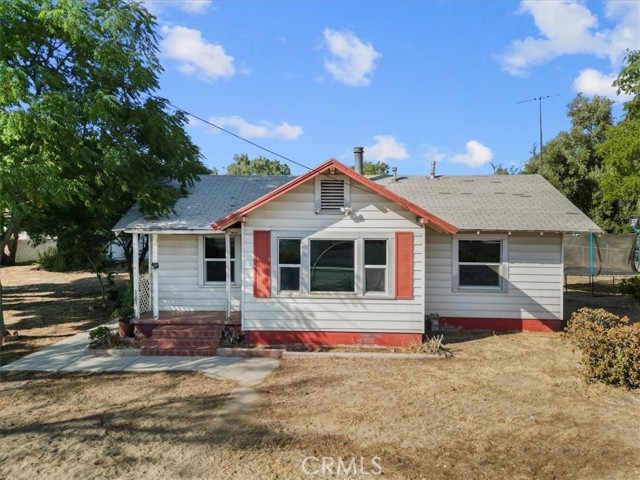 Property photo of 18042 Marygold