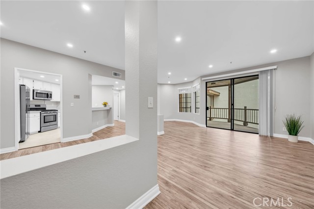 Property photo of 2559 Plaza Del Amo