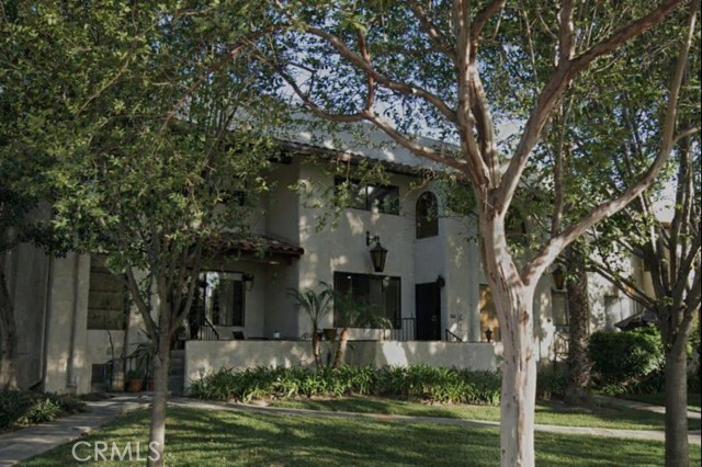 Property photo of 400 S Flower