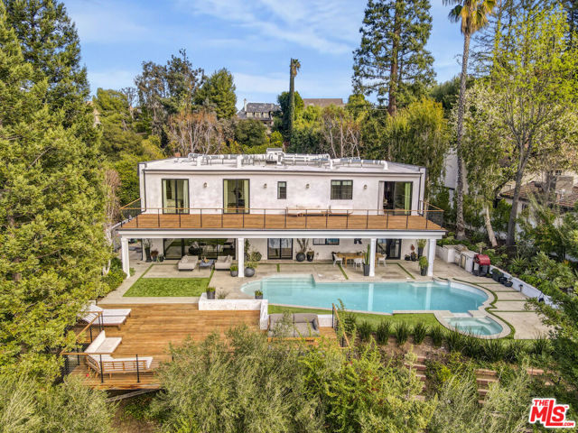 Property photo of 18321 Lake Encino DR