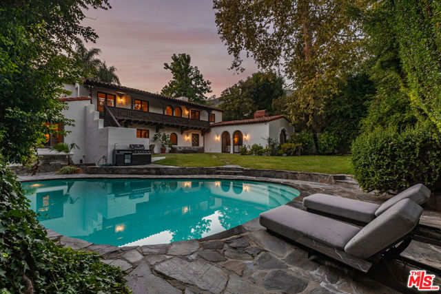 Property photo of 1851 Outpost DR