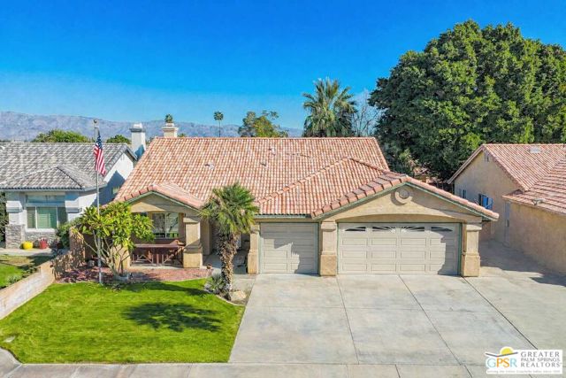 Property photo of 45882 Coco Palm DR