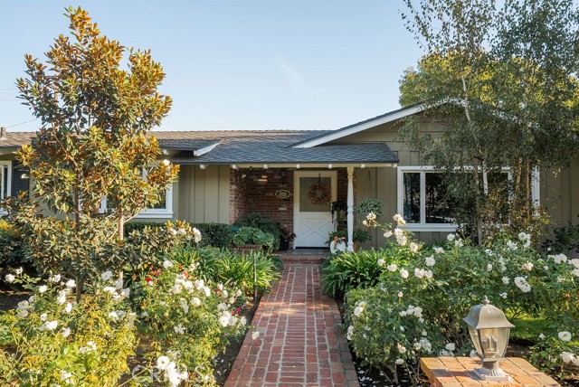 Photo of 2011 Redberry