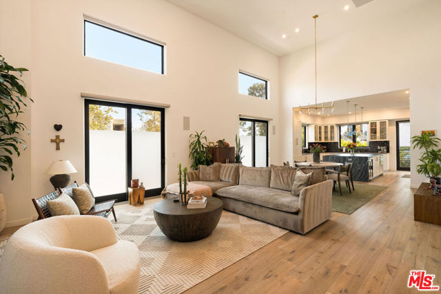 Property photo of 1333 Beverly Green DR