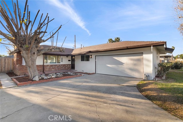 Photo of 6447 Juanro Wy