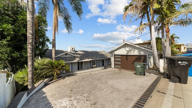 Property photo of 12032 S Circle DR