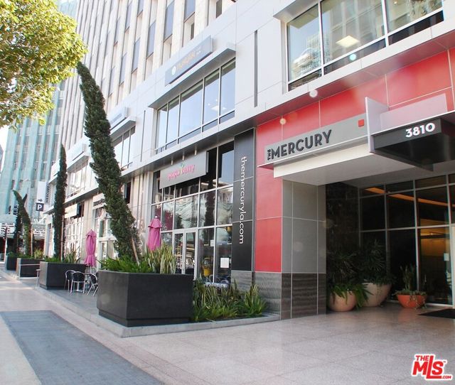 Property photo of 3810 Wilshire BL