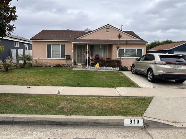 Property photo of 910 W Florence AV