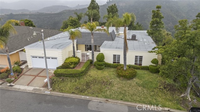 Property photo of 10835 Savona RD