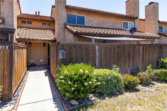 Property photo of 16595 Terrace LN