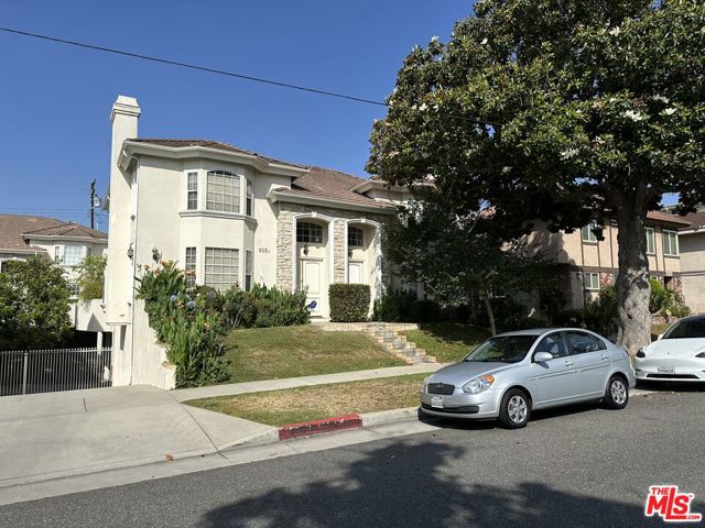 Property photo of 925 N Stoneman AV