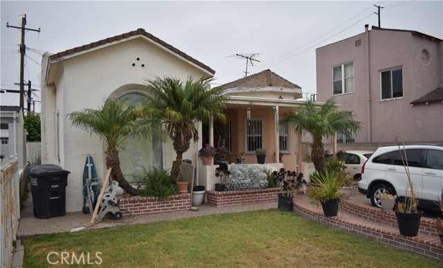 Property photo of 3219 Flower ST