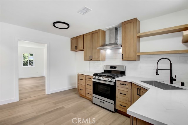Property photo of 73 W Gilman ST