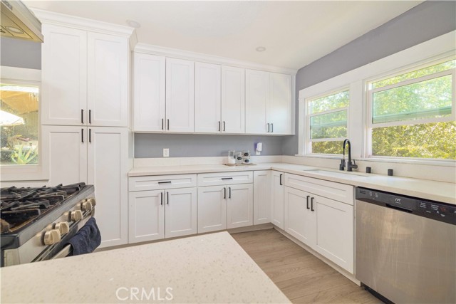 Property photo of 328 Vista PL