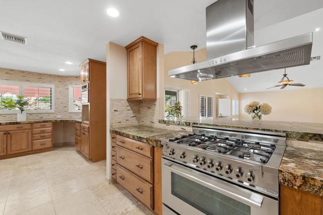 Property photo of 39165 Regency WY