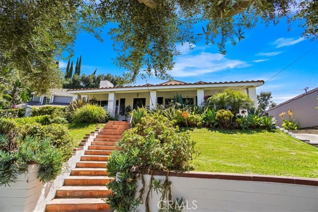 Property photo of 525 Bob Hope DR