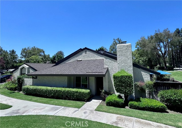Photo of 17537 Cerro Vista Dr