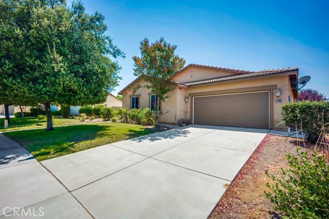 Property photo of 33409 Mesolite WY