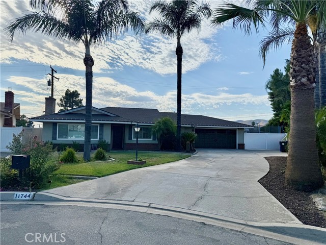 Photo of 11744 Auburn Ct