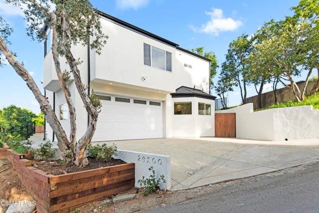 Property photo of 26200 Lockwood RD