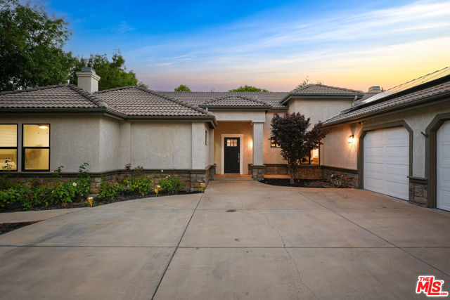 Property photo of 41119 Mission DR
