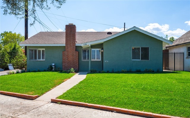 Property photo of 1116 W Grand BL
