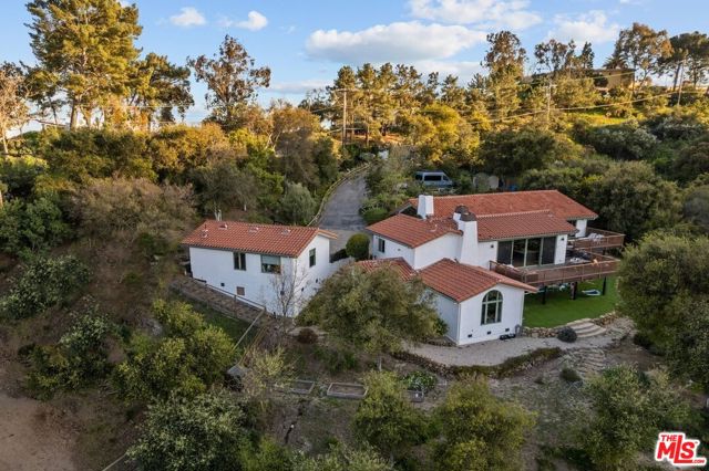 Property photo of 2373 Tuna Canyon RD