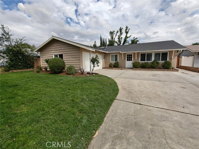 Photo of 10556 Hillview
