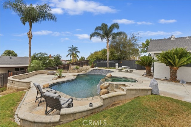 Property photo of 7410 Cascade Ln